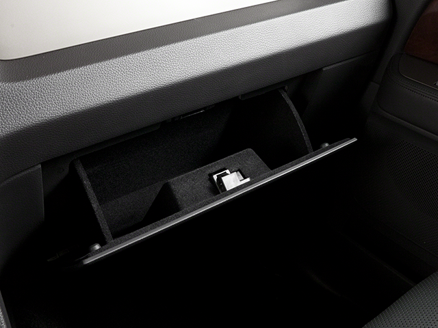 2011 Lincoln Navigator Base