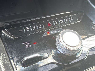 2023 Jeep Wagoneer Base