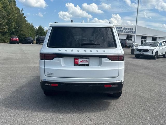 2023 Jeep Wagoneer Base