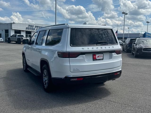 2023 Jeep Wagoneer Base