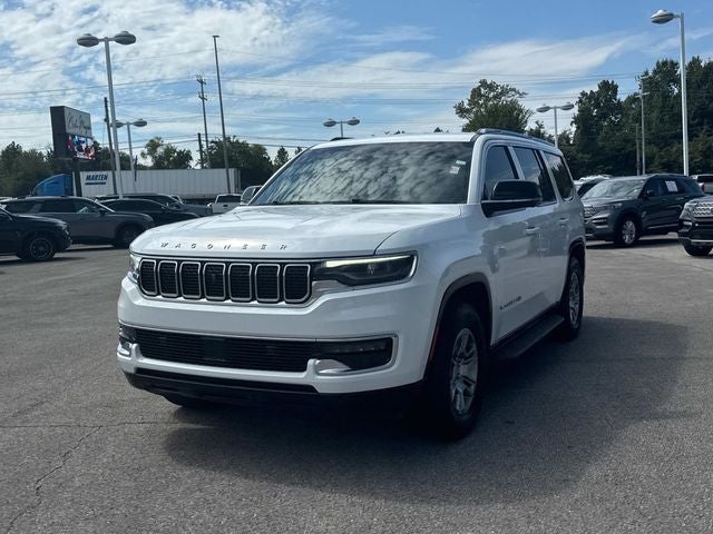 2023 Jeep Wagoneer Base