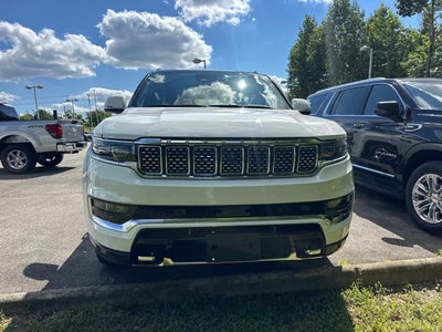 2022 Jeep Grand Wagoneer Series III