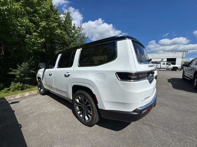 2022 Jeep Grand Wagoneer Series III