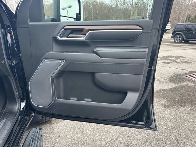 2025 Chevrolet Silverado 3500HD High Country