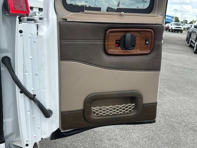 2023 Chevrolet Express 2500 Work Van Cargo