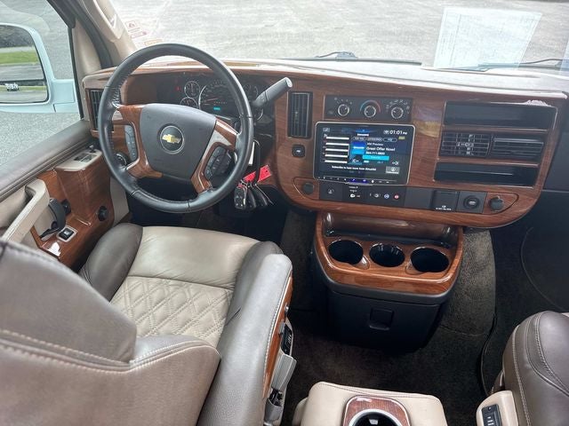 2023 Chevrolet Express 2500 Work Van Cargo