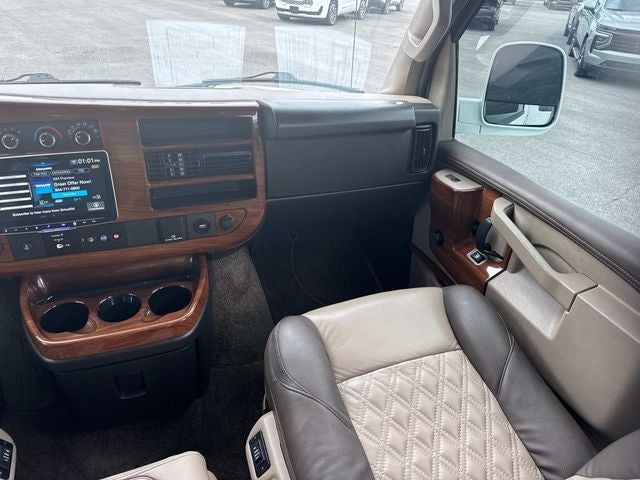 2023 Chevrolet Express 2500 Work Van Cargo