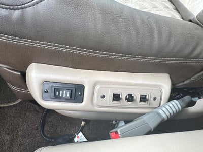 2023 Chevrolet Express 2500 Work Van Cargo