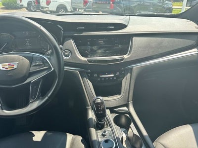 2023 Cadillac XT5 Luxury