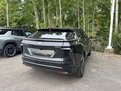 2024 Cadillac LYRIQ Sport