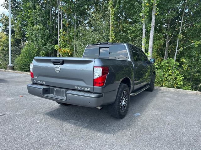 2024 Nissan Titan SV