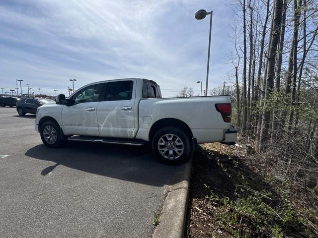 2020 Nissan Titan SL