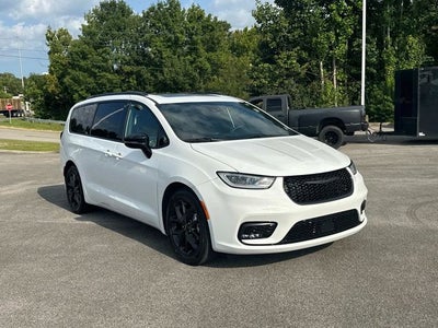 2025 Chrysler Pacifica Limited