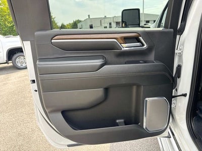 2024 Chevrolet Silverado 3500HD High Country