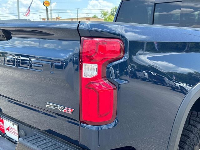 2023 Chevrolet Silverado 1500 ZR2 - Photo 12