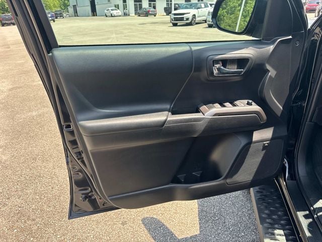 2023 Toyota Tacoma Limited V6