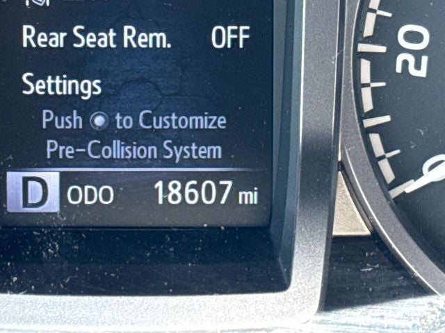 2023 Toyota Tacoma Limited V6