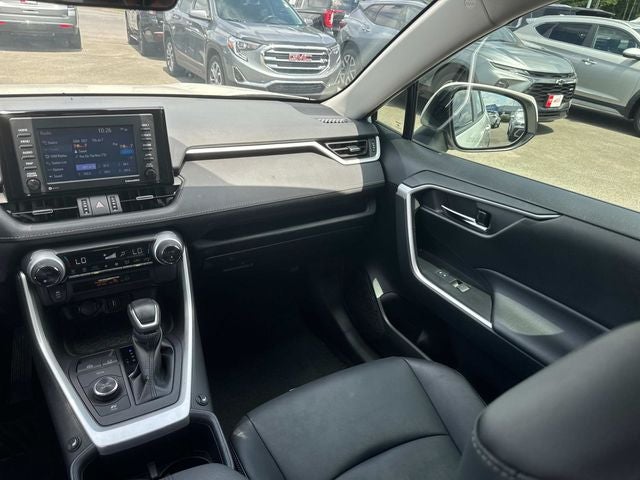 2022 Toyota RAV4 Hybrid XLE Premium
