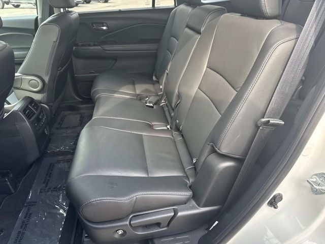 2021 Honda Pilot Black Edition