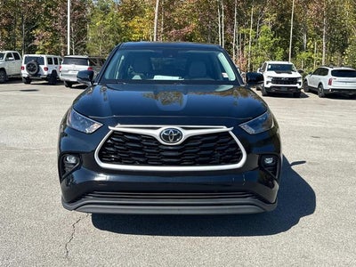 2024 Toyota Highlander LE