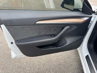 2023 Tesla Model 3 Performance