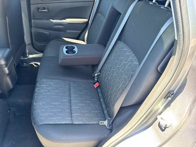 2024 Mitsubishi Outlander Sport Base