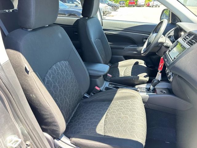 2024 Mitsubishi Outlander Sport Base