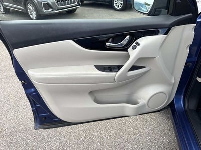 2022 Nissan Rogue Sport SV