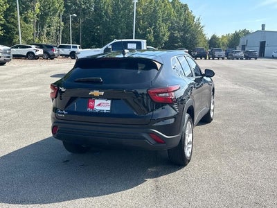2025 Chevrolet Trax LS