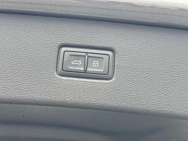 2025 Audi Q7 55 Premium Plus quattro