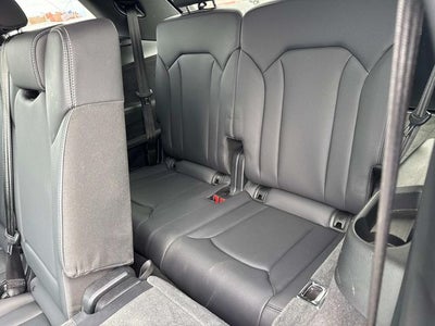 2025 Audi Q7 55 Premium Plus quattro