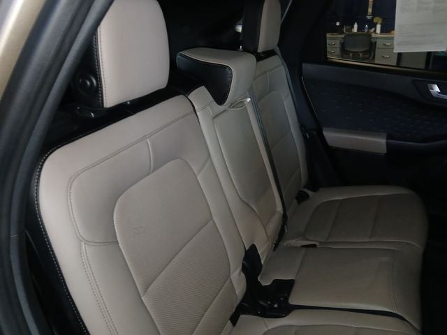 2020 Ford Escape Hybrid Titanium