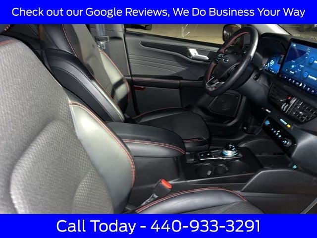 2023 Ford Escape ST-Line Select