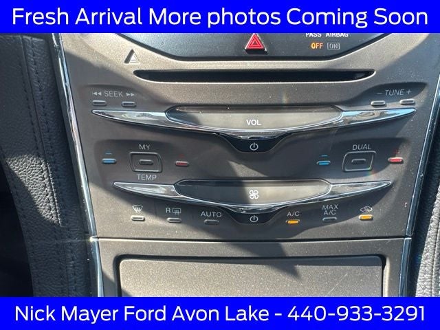 2013 Lincoln MKX Base