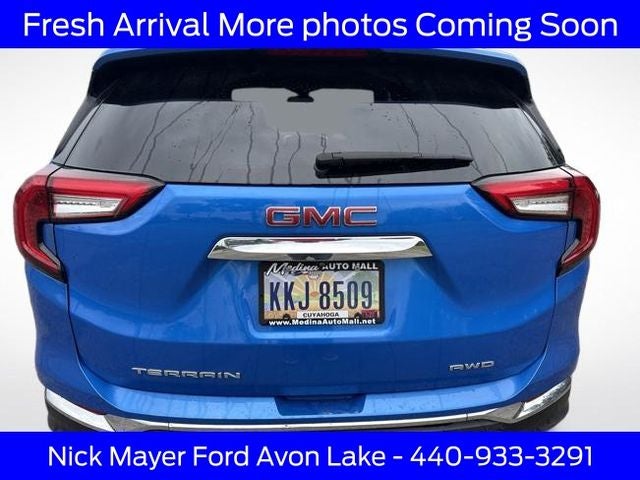 2024 GMC Terrain SLT