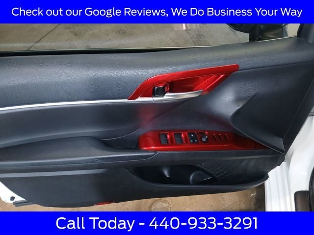 2021 Toyota Camry Hybrid SE