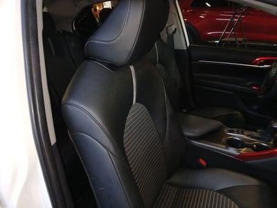 2021 Toyota Camry Hybrid SE