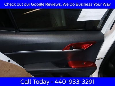 2021 Toyota Camry Hybrid SE