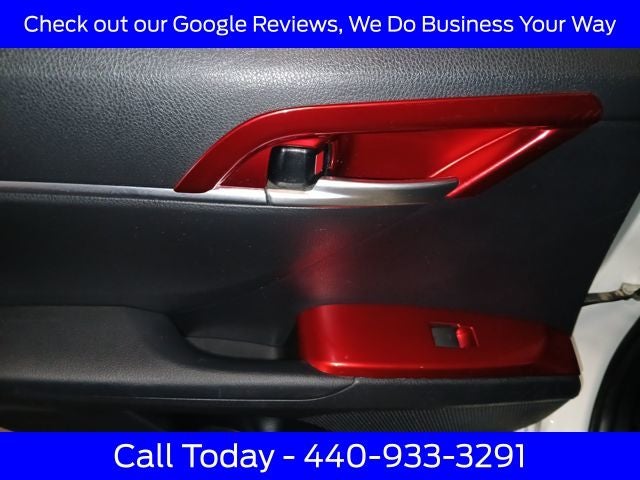 2021 Toyota Camry Hybrid SE