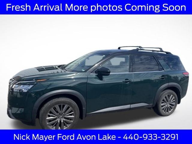 2024 Nissan Pathfinder SL