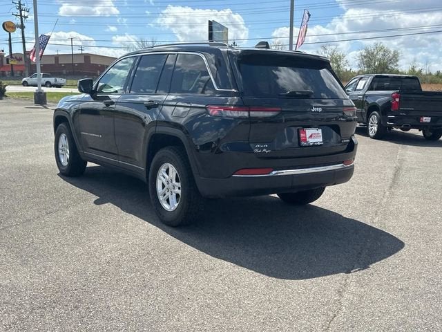 2023 Jeep Grand Cherokee Laredo
