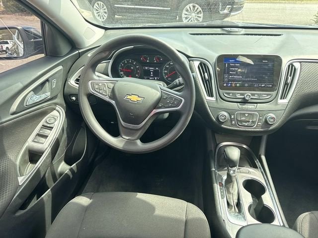 2022 Chevrolet Malibu LS