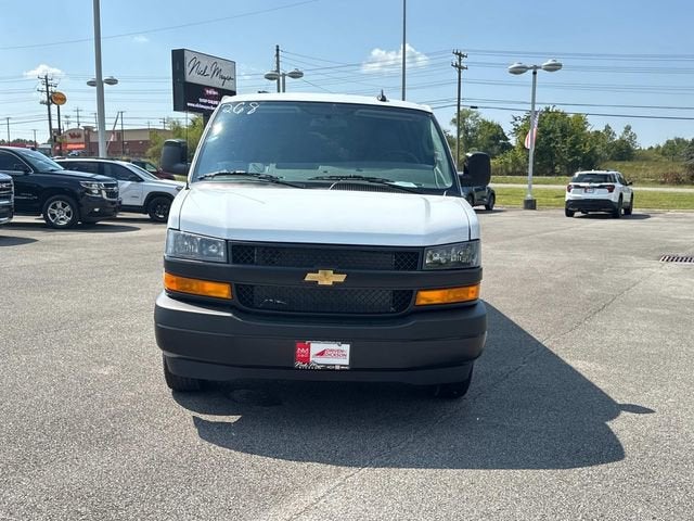 2025 Chevrolet Express Cargo 3500 WT