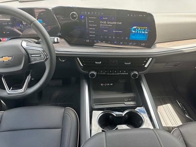 2025 Chevrolet Suburban Premier