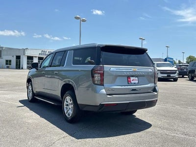2024 Chevrolet Suburban LT