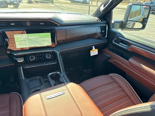 2026 GMC Sierra 3500 HD Denali Ultimate DRW