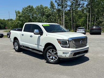 2020 Nissan TITAN Crew Cab SL 4x4