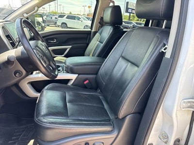 2020 Nissan TITAN Crew Cab SL 4x4