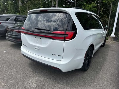 2025 Chrysler Pacifica Limited
