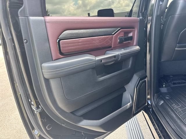 2026 RAM 2500 Limited Mega Cab 4x4 6'4" Box